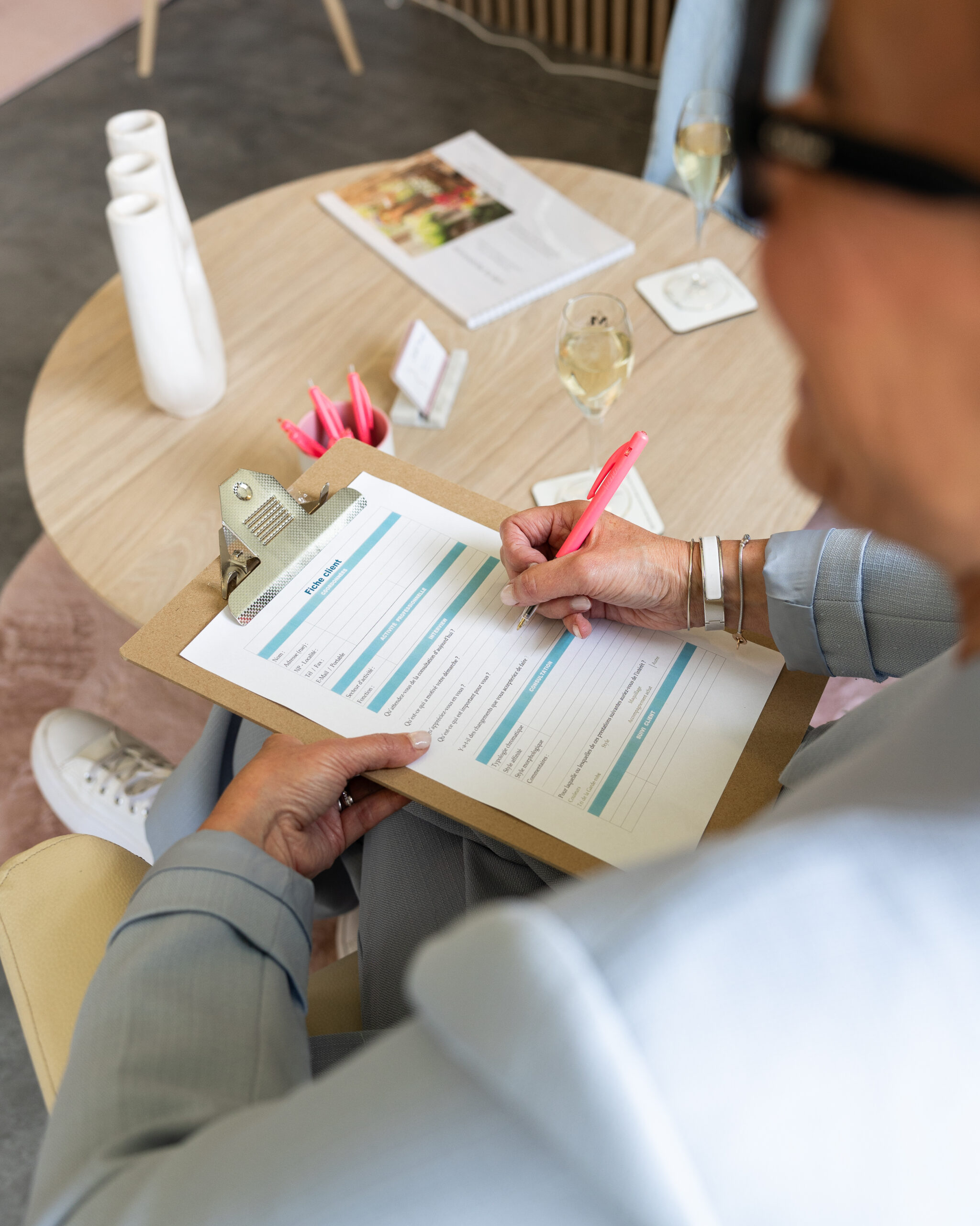 prise de contact style affinité